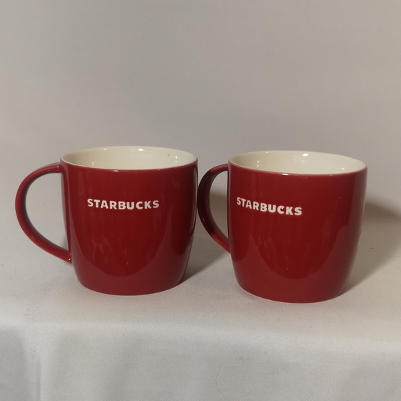 Set of Two Retired Starbucks New Bone China Coffee Tea Mugs, Red w Bird Design - Picture 2 of 4